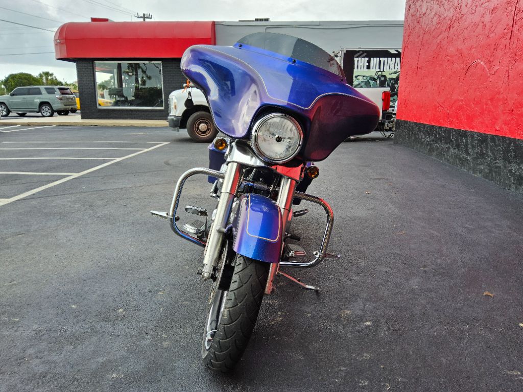 2009 Harley-davidson Street Glide - $9,900