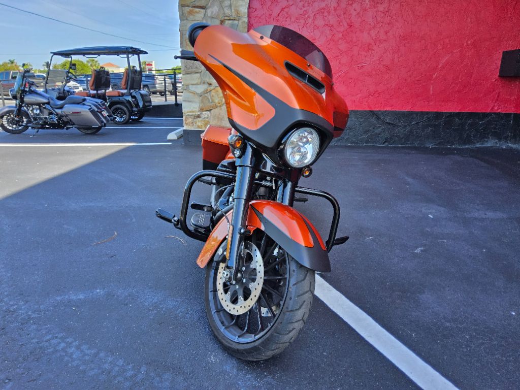 2019 Harley-davidson Street Glide Special - $19,250