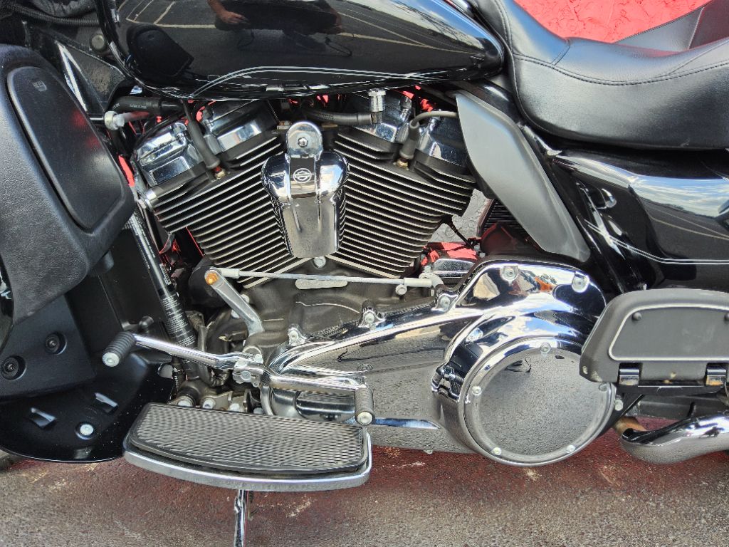 2017 Harley-davidson Electra Glide Ultra Classic - $10,500