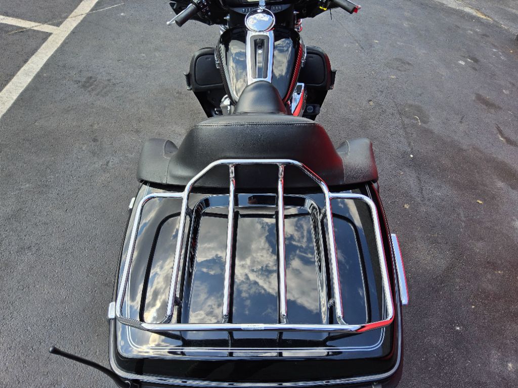 2017 Harley-davidson Electra Glide Ultra Classic - $10,500