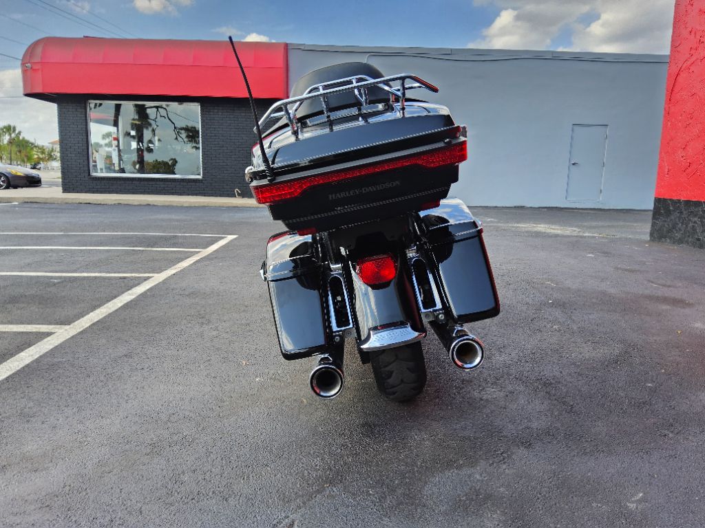 2017 Harley-davidson Electra Glide Ultra Classic - $10,500