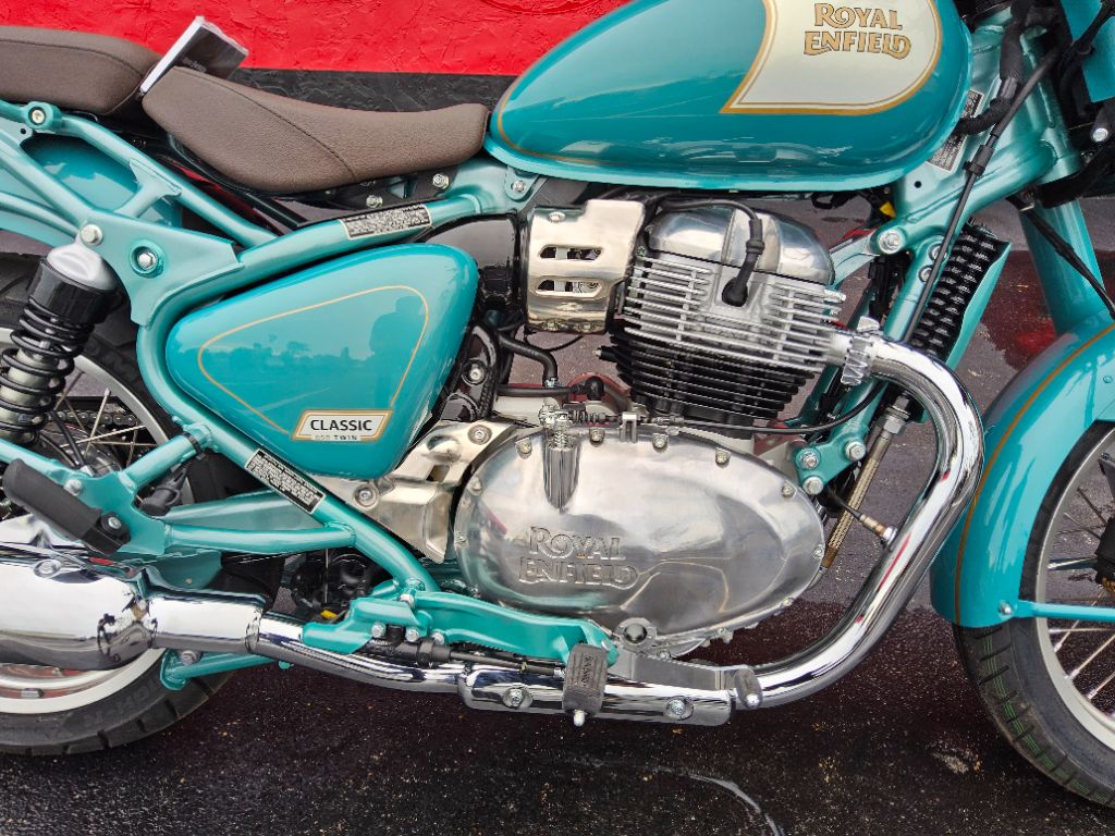 2027 Royal Enfield Classic 650 - $7,799