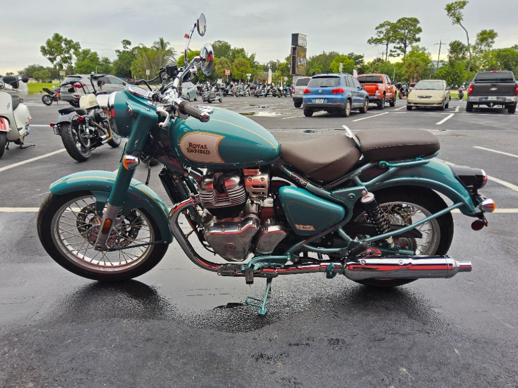 2027 Royal Enfield Classic 650 - $7,799