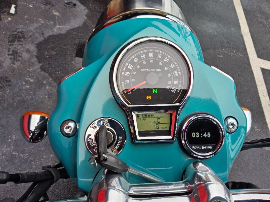 2027 Royal Enfield Classic 650 - $7,799