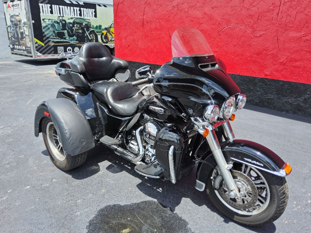 2015 Harley Davidson Flhtcutg
