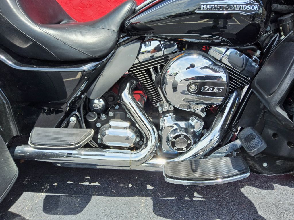 2015 Harley Davidson Flhtcutg