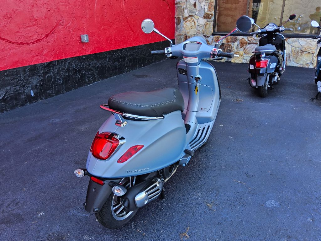 2023 Vespa Primavera / Sprint 150 - $4,500
