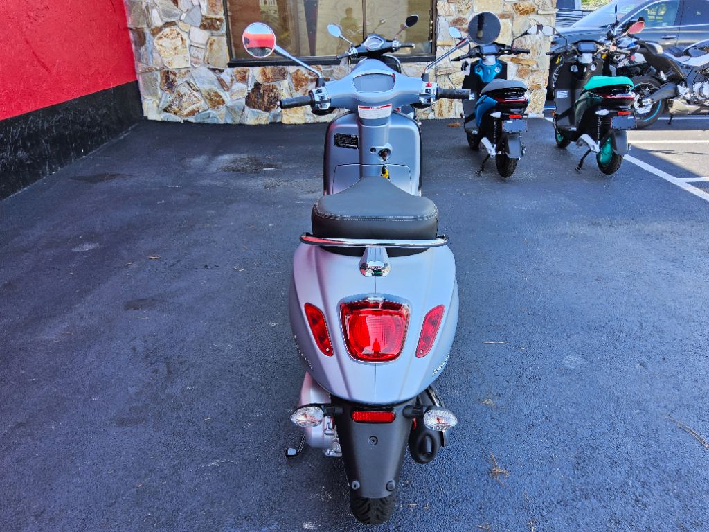 2023 Vespa Primavera / Sprint 150 - $4,500