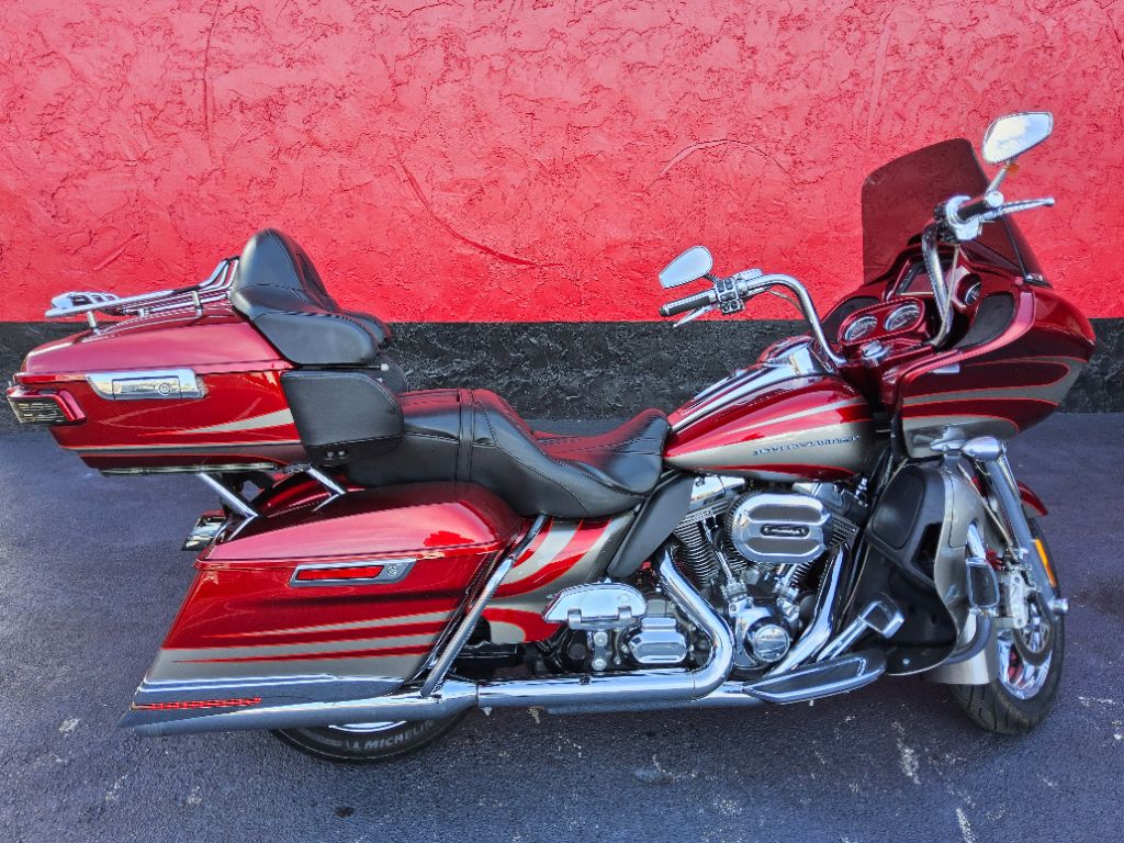 2016 Harley-davidson Cvo Road Glide Ultra - $14,900