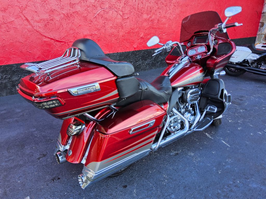 2016 Harley-davidson Cvo Road Glide Ultra - $14,900