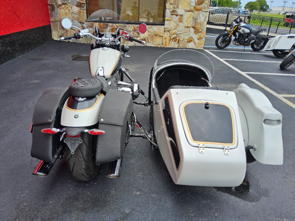 2023 BMW R 18 Classic - $35,900