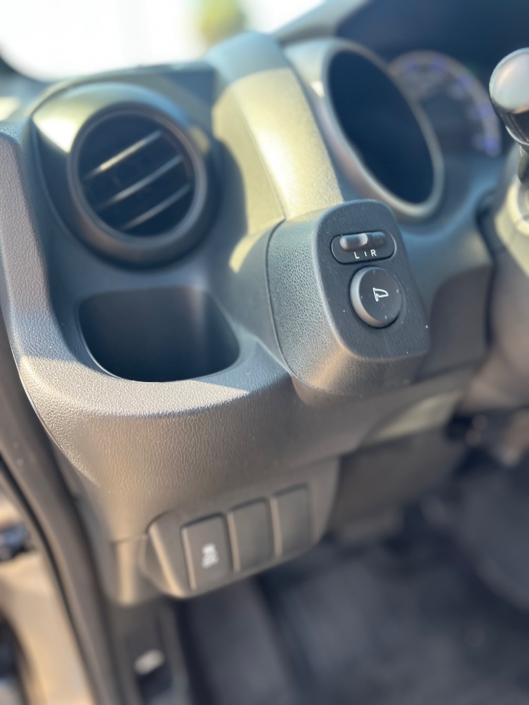 2013 Honda Fit - $8,900