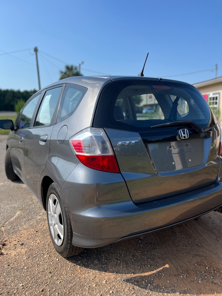2013 Honda Fit - $8,900