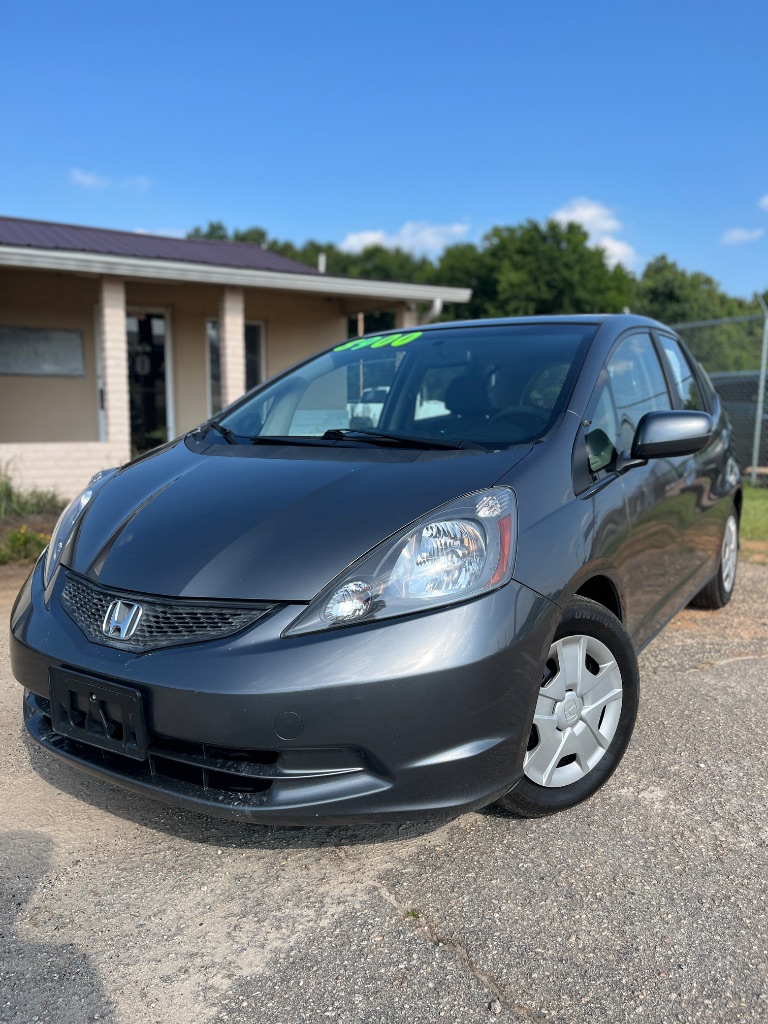 2013 Honda Fit - $8,900
