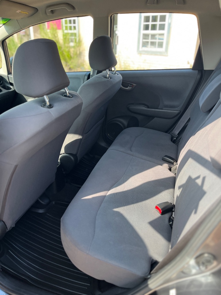 2013 Honda Fit - $8,900