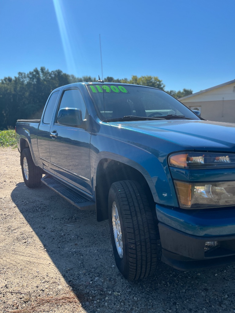 2012 Chevrolet Colorado - $11,900