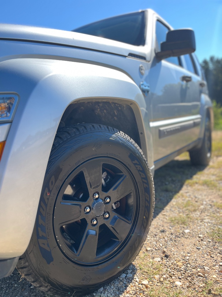 2012 Jeep Liberty - $9,900