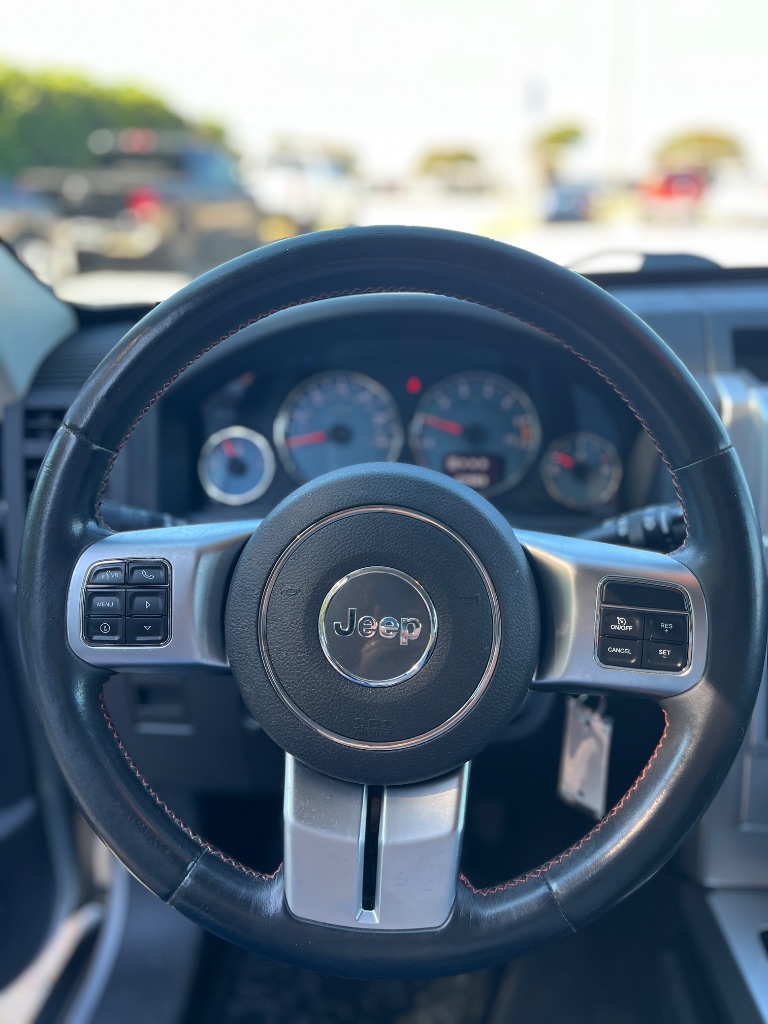 2012 Jeep Liberty - $9,900
