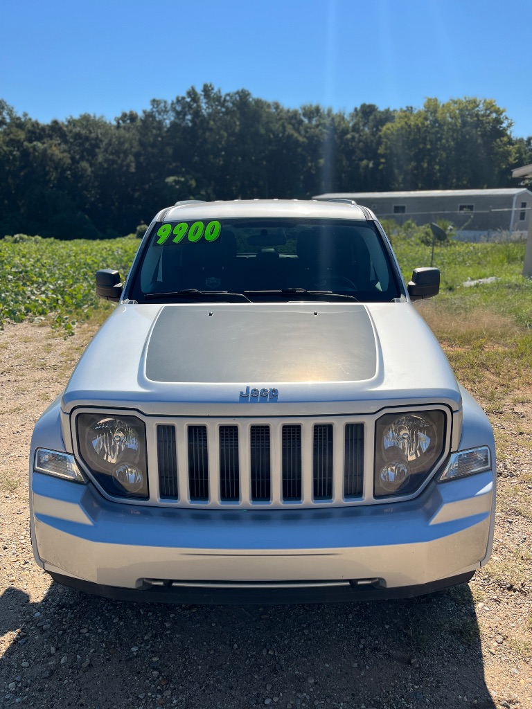 2012 Jeep Liberty - $9,900