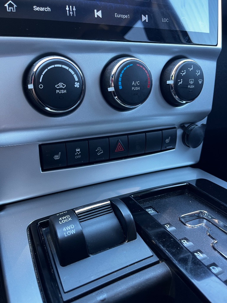 2012 Jeep Liberty - $9,900