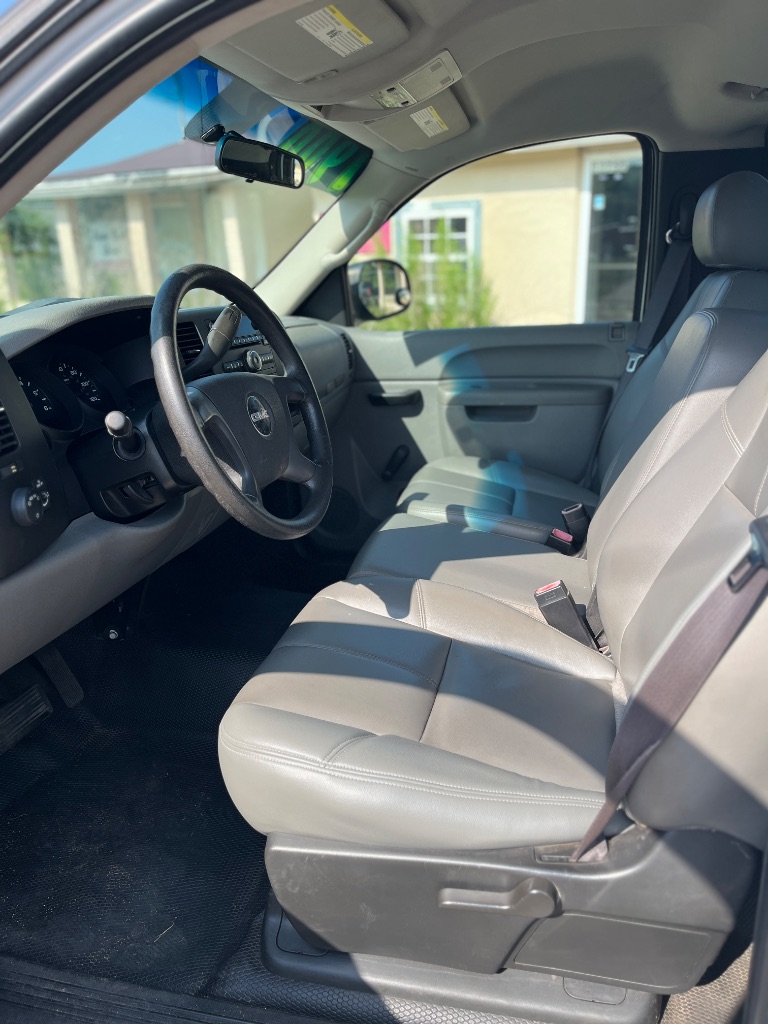 2010 GMC Sierra - $7,900