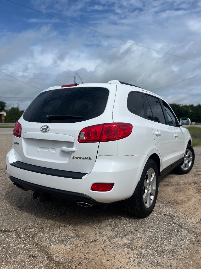 2008 Hyundai Santa Fe - $8,900