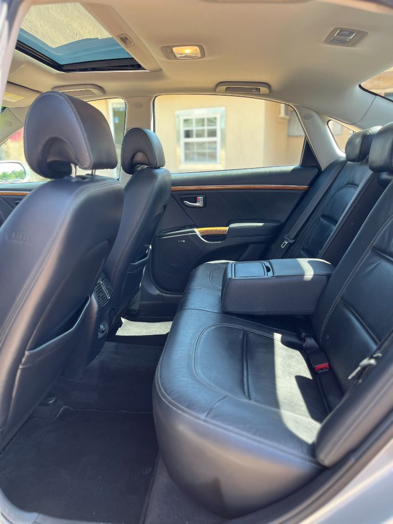 2008 Hyundai Azera - $8,900
