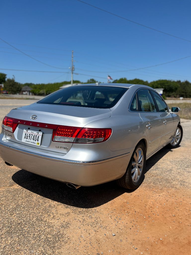 2008 Hyundai Azera - $8,900