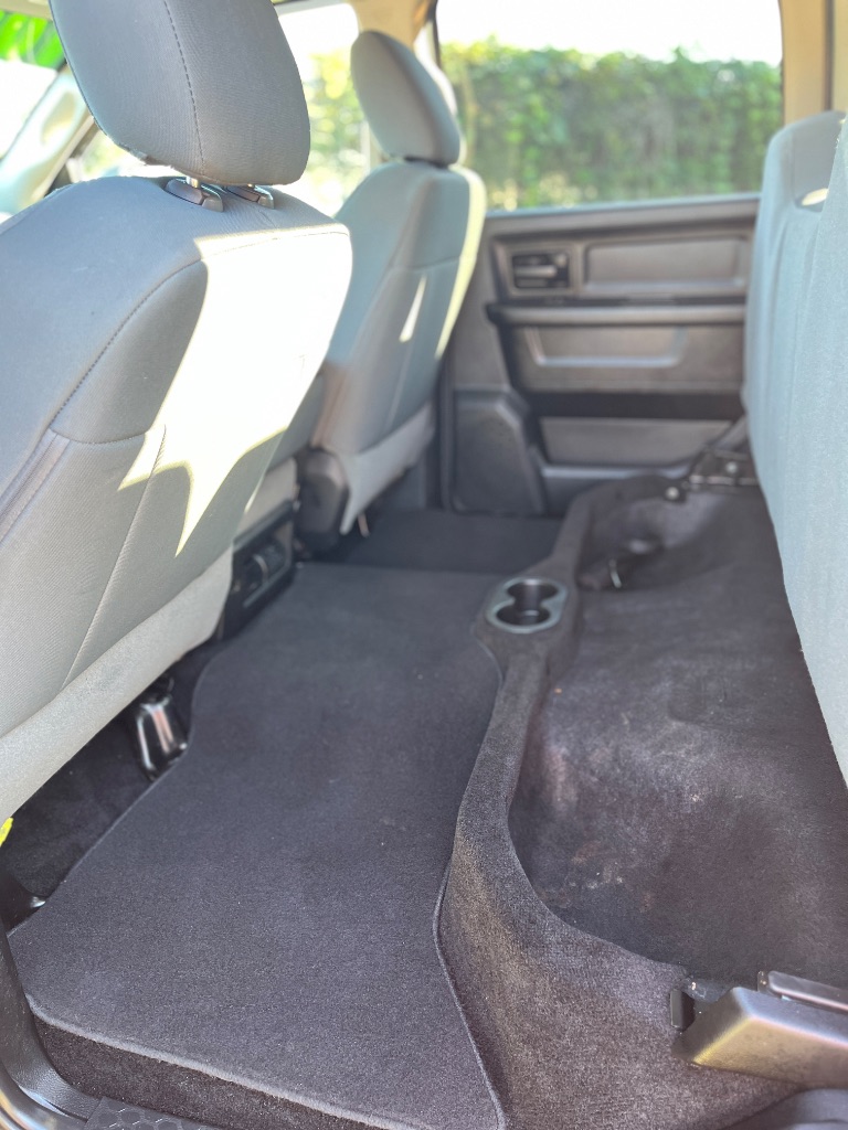 2014 Ram 1500 - $9,900