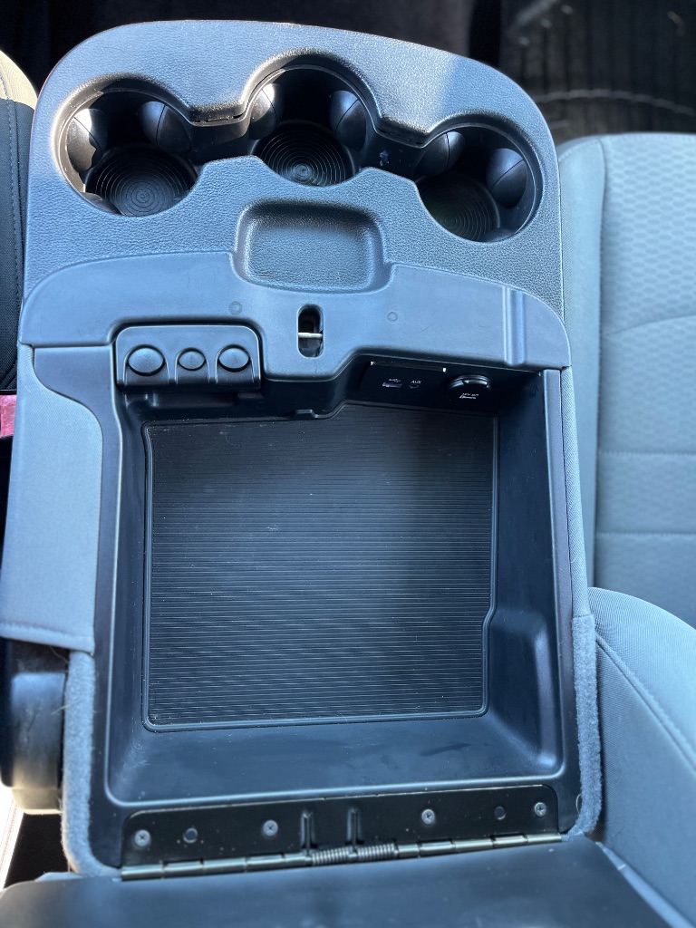 2014 Ram 1500 - $9,900
