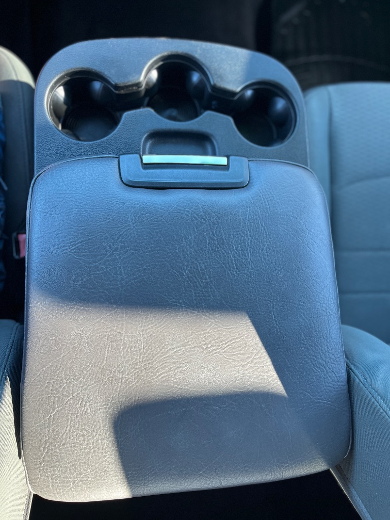 2014 Ram 1500 - $9,900