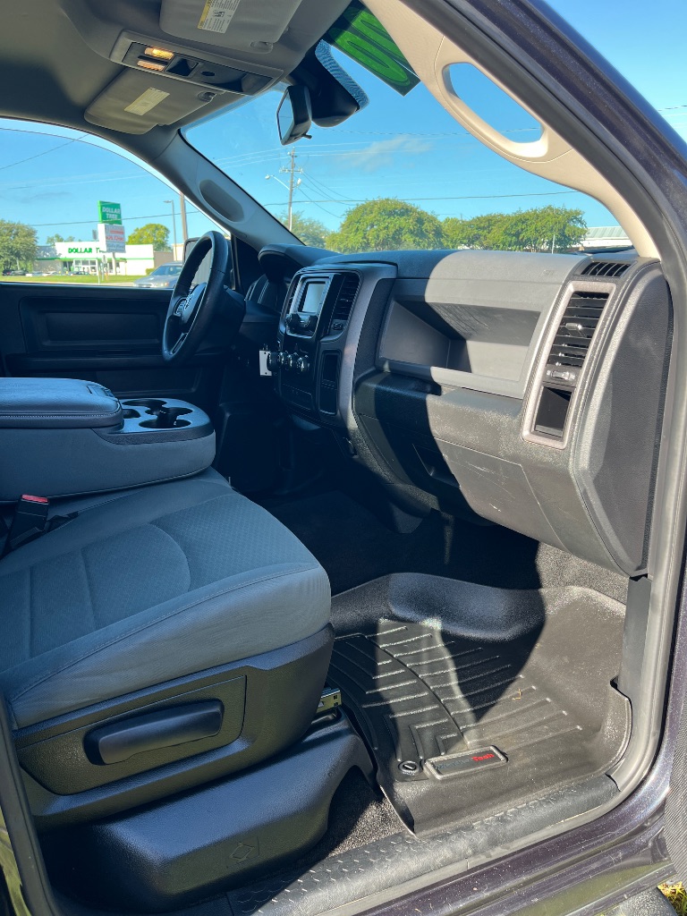 2014 Ram 1500 - $9,900