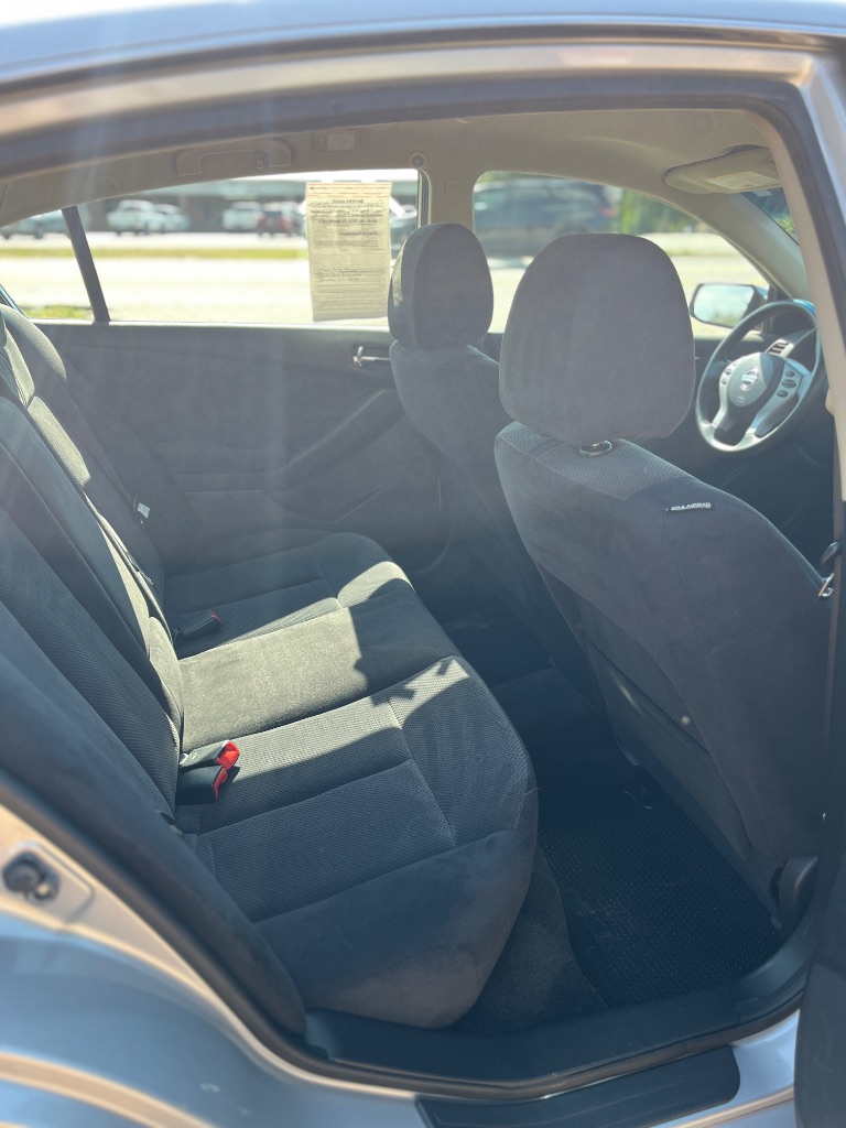 2007 Nissan Altima - $6,900