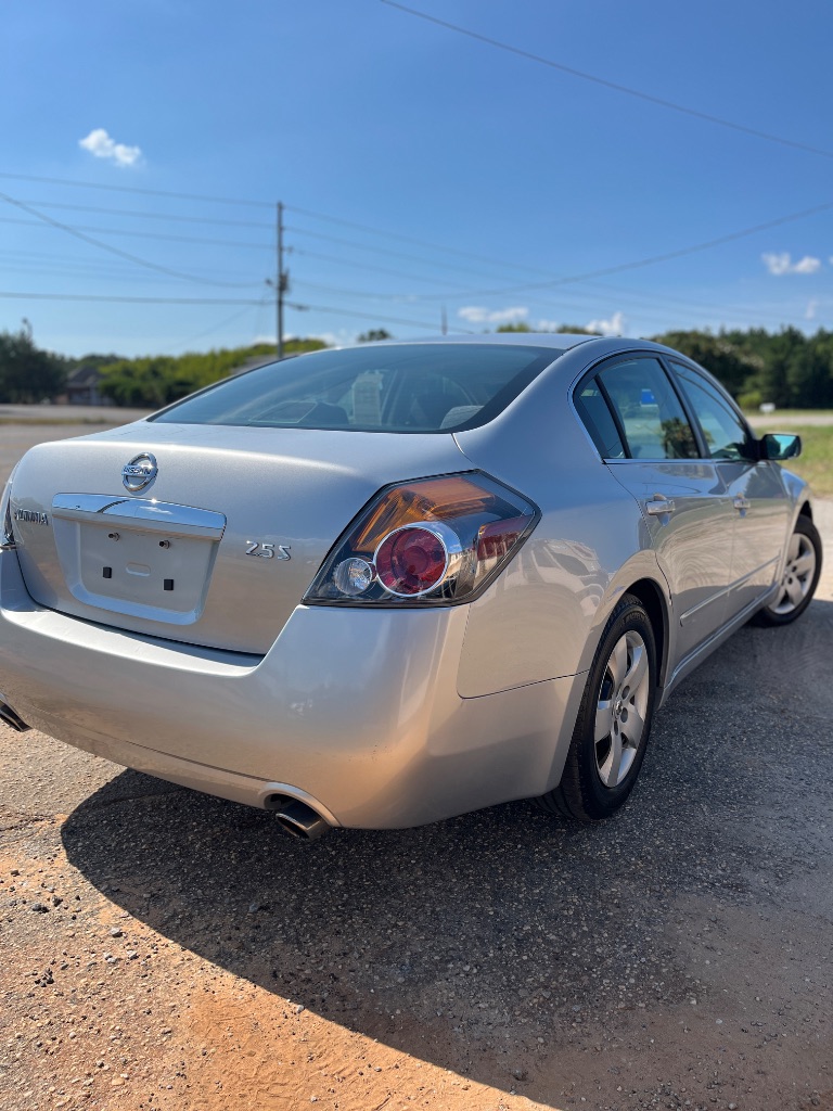 2007 Nissan Altima - $6,900