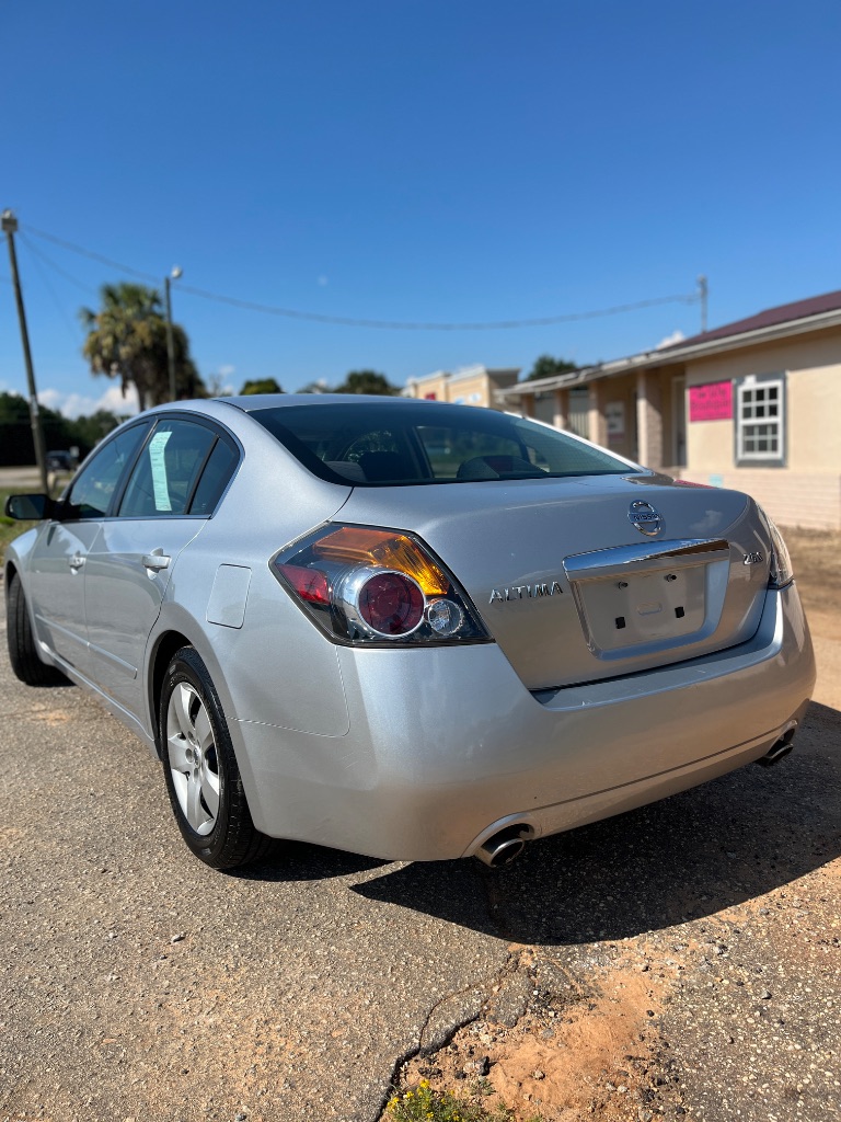 2007 Nissan Altima - $6,900