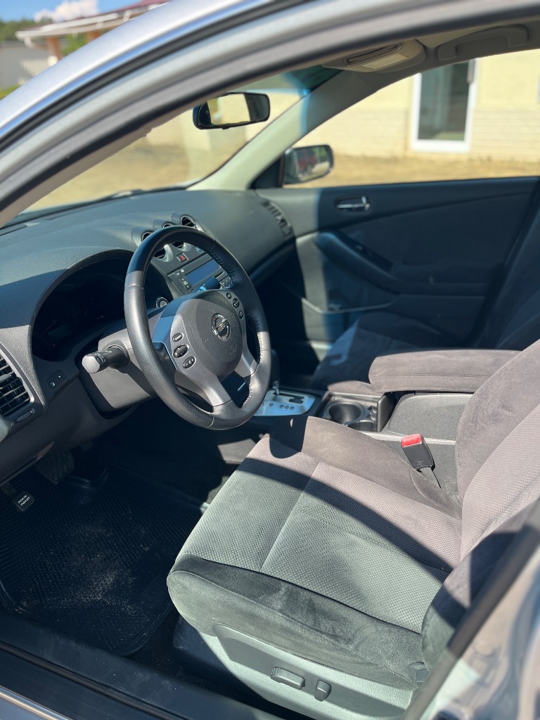 2007 Nissan Altima - $6,900