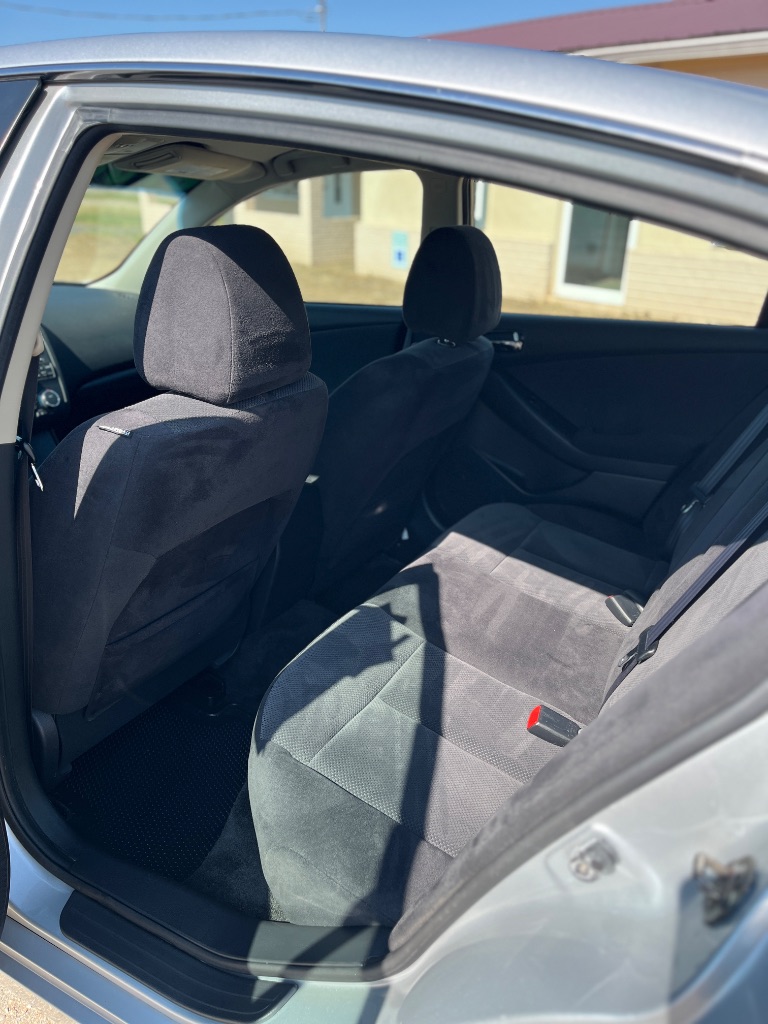 2007 Nissan Altima - $6,900