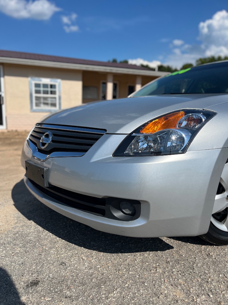 2007 Nissan Altima - $6,900