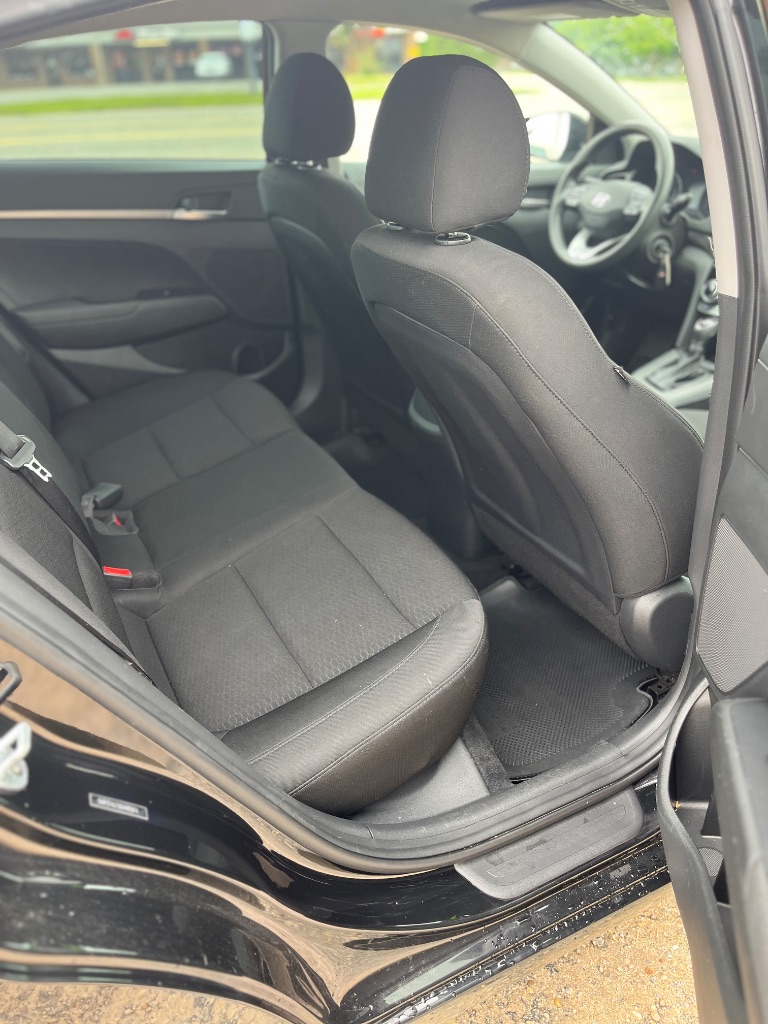 2019 Hyundai Elantra - $10,900