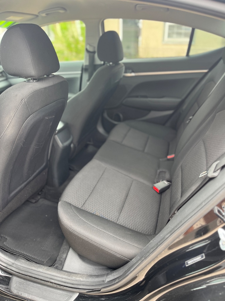 2019 Hyundai Elantra - $10,900