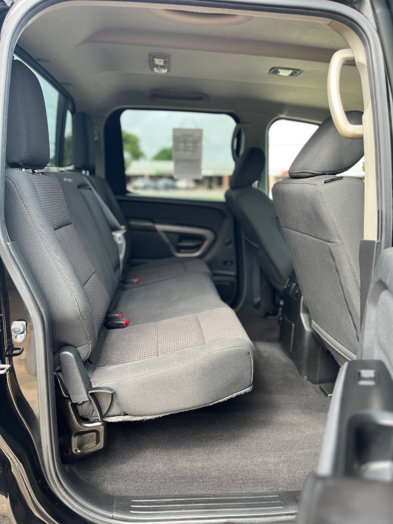 2015 Nissan Titan - $11,900