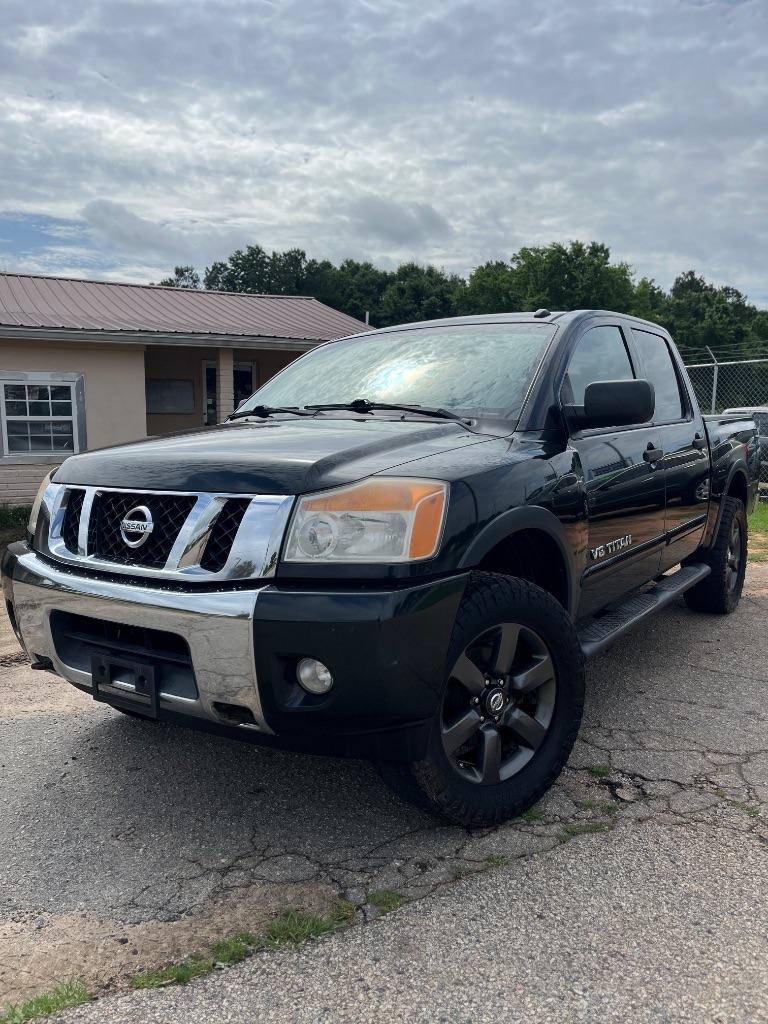 2015 Nissan Titan - $11,900