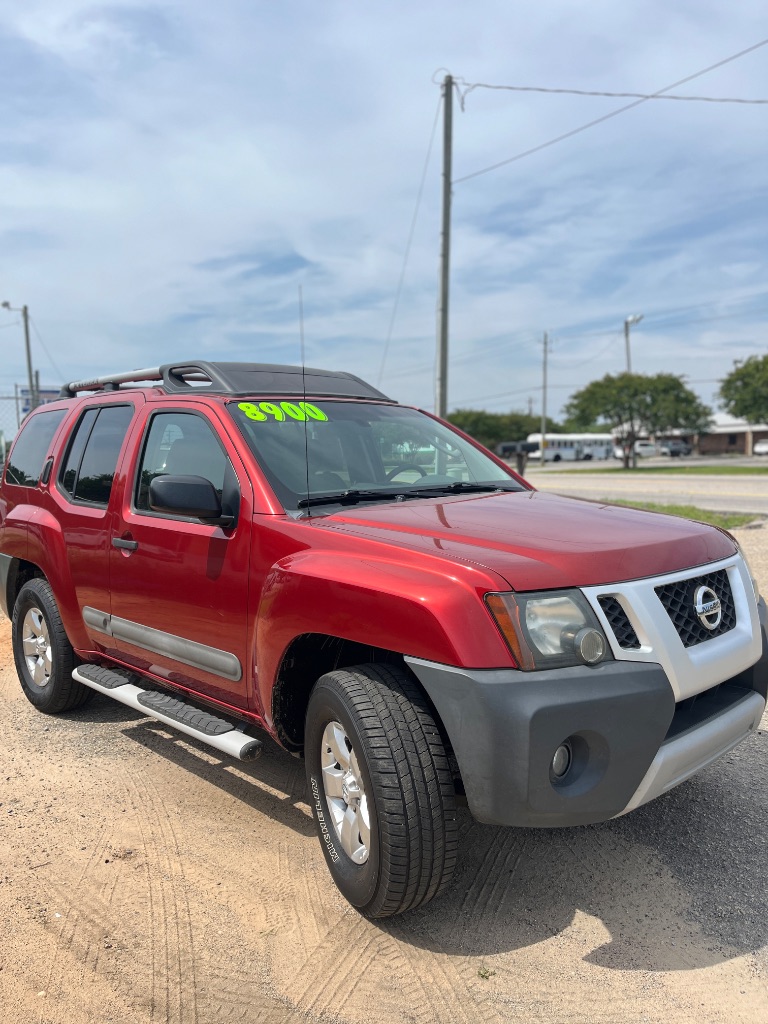2012 Nissan Xterra - $8,900