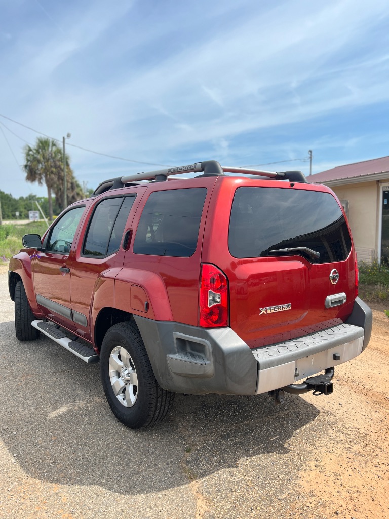 2012 Nissan Xterra - $8,900