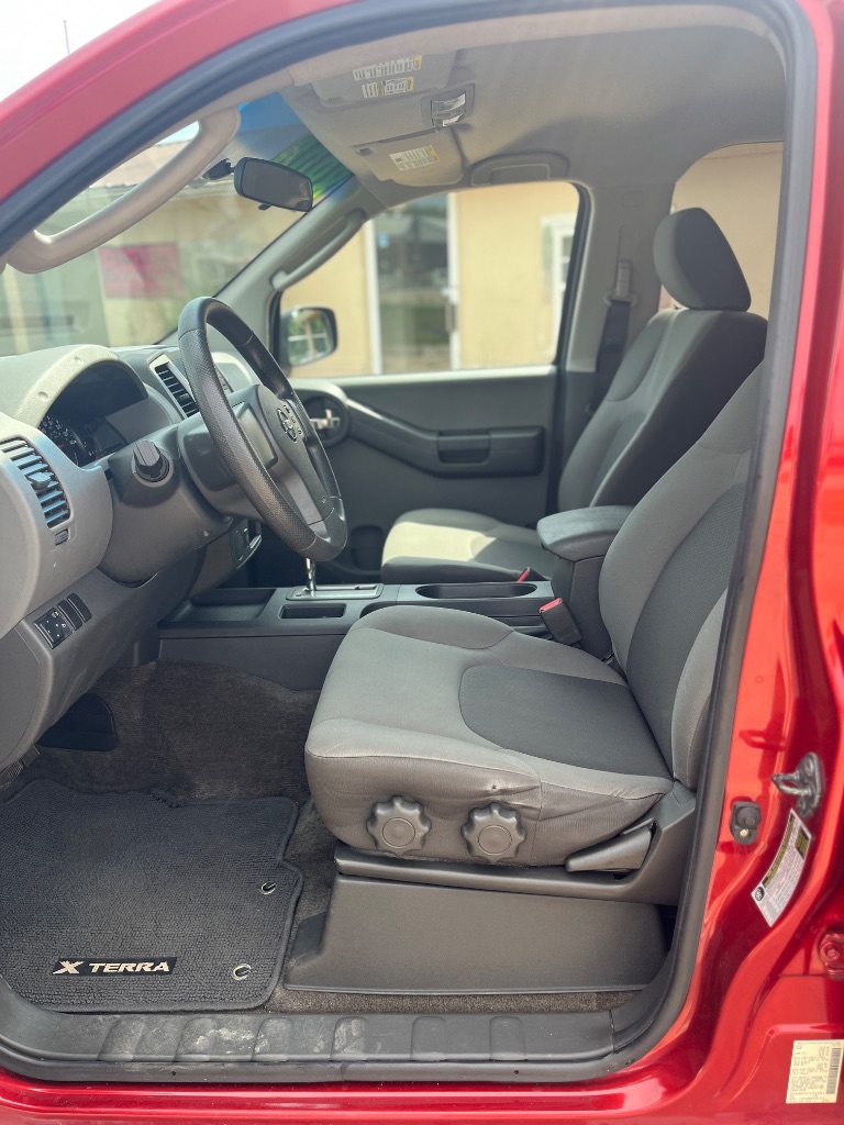 2012 Nissan Xterra - $8,900