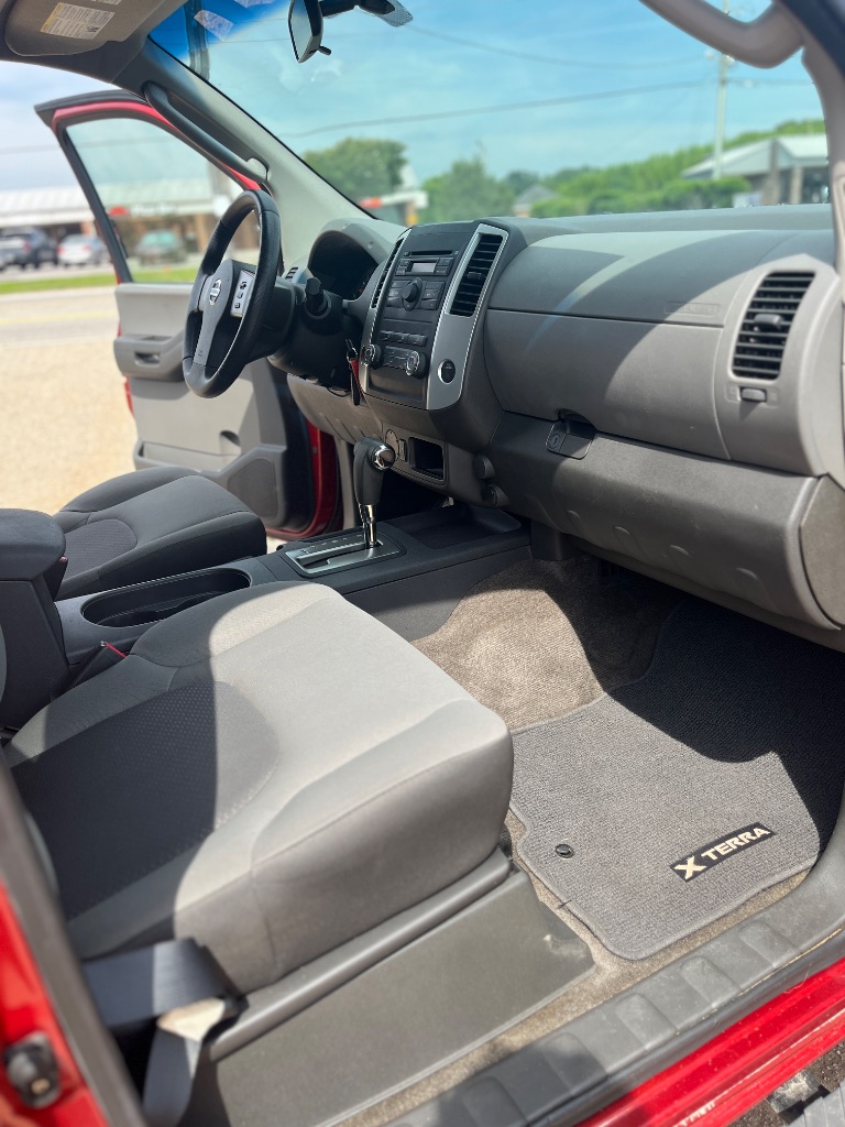 2012 Nissan Xterra - $8,900