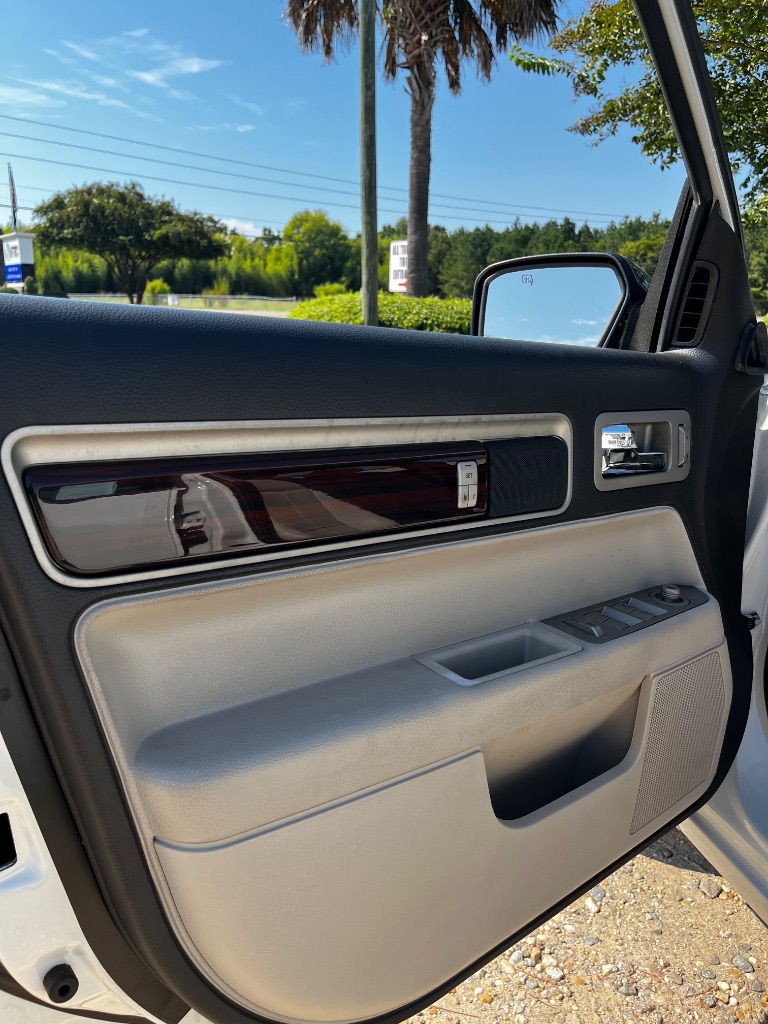 2008 Lincoln MKZ - $7,900