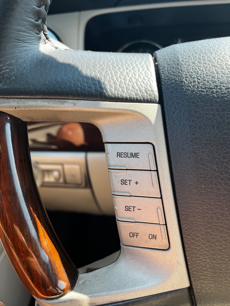 2008 Lincoln MKZ - $7,900