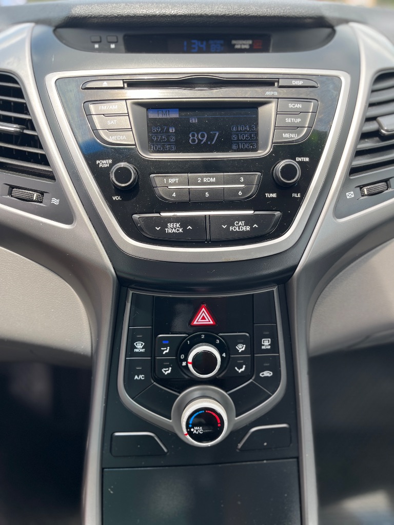 2016 Hyundai Elantra - $8,900