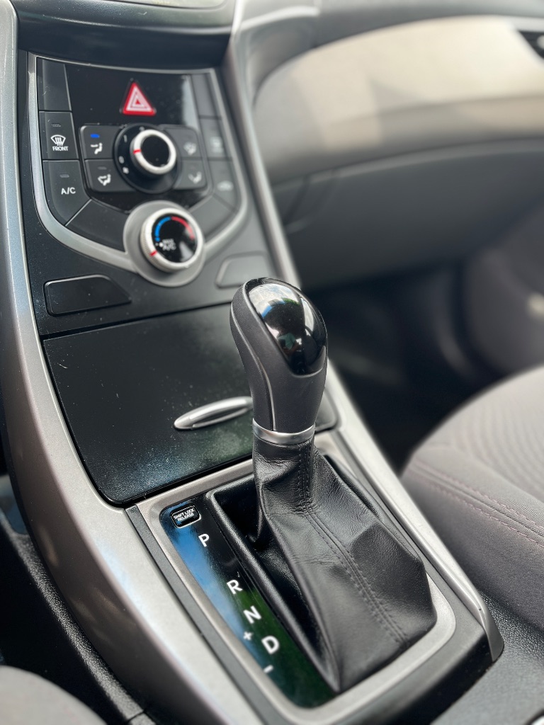 2016 Hyundai Elantra - $8,900